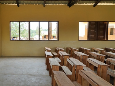 ガーナの子どもたちの為に、学校を建てます